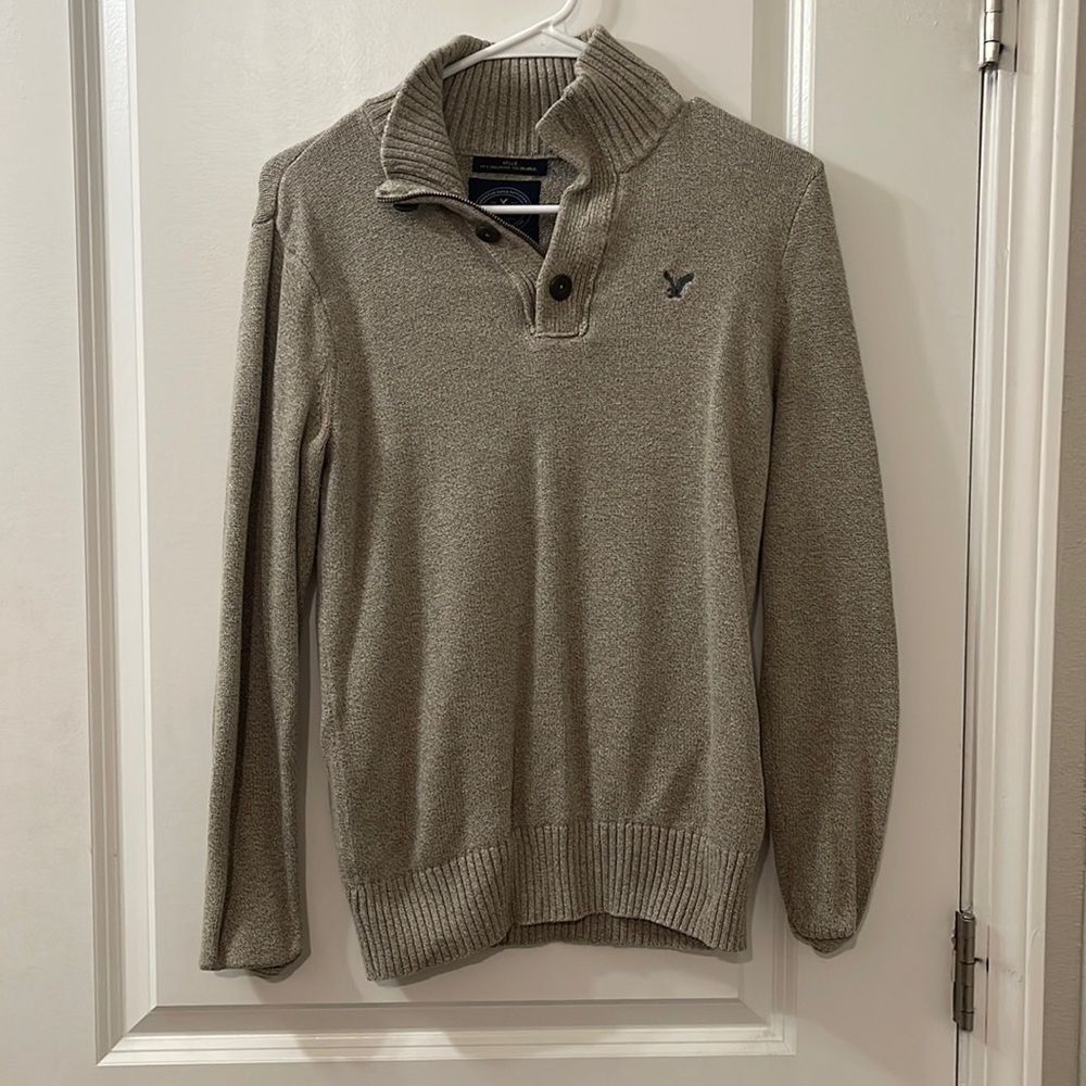 Mens AE sweater NWOT